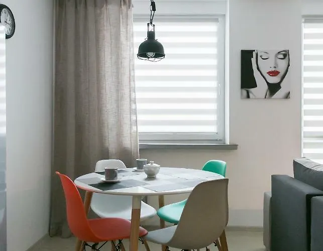 Zielona Herbowa Апартаменти *